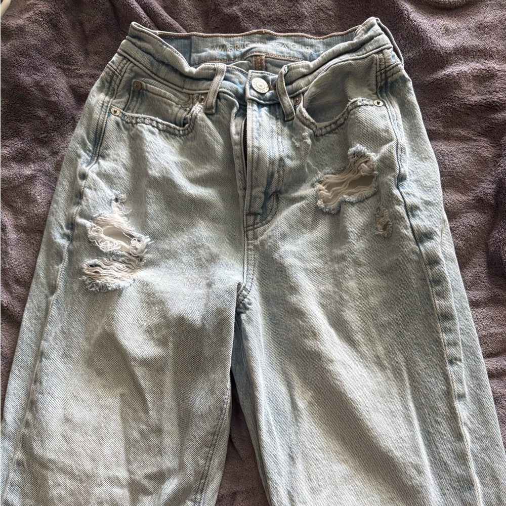 American Eagle Outfitters Light Blue High-Rise Distressed Jeans
